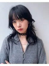 Nailist みゆ ネイリスト ミユ
